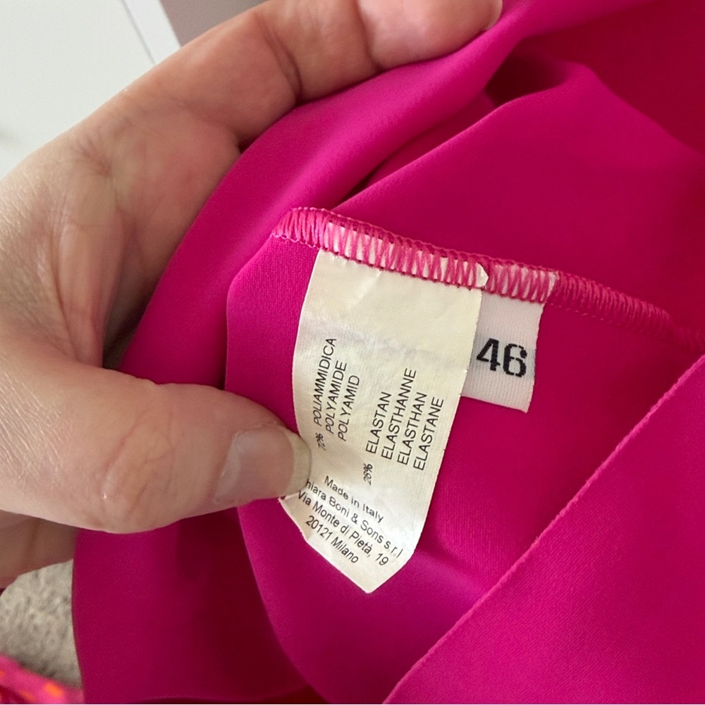 Chiara Boni Magenta Pink Off The Shoulder Ruffle Dress - Picture 4 of 4